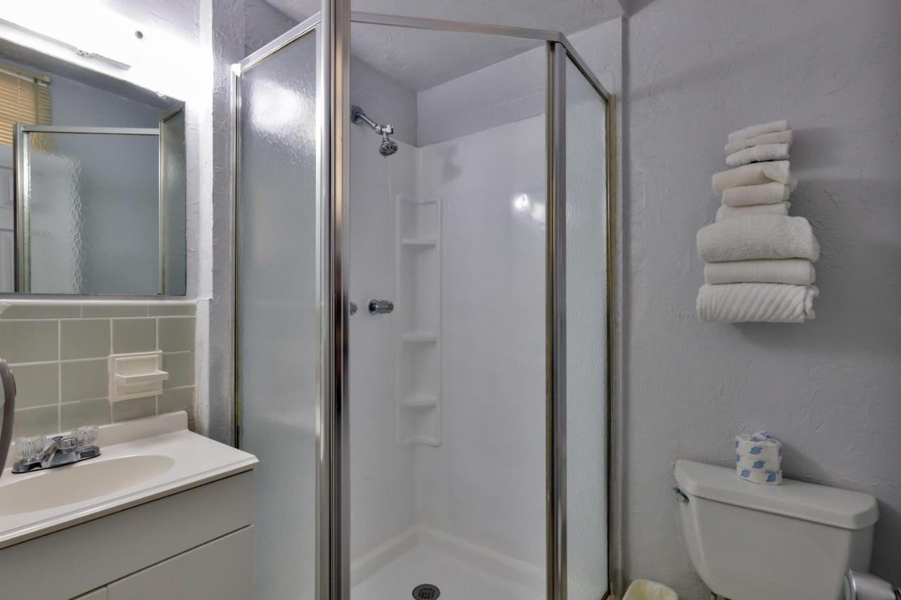 Hotel Coastal Waters Studio 111 - Pool Side Studio à New Smyrna Beach Extérieur photo