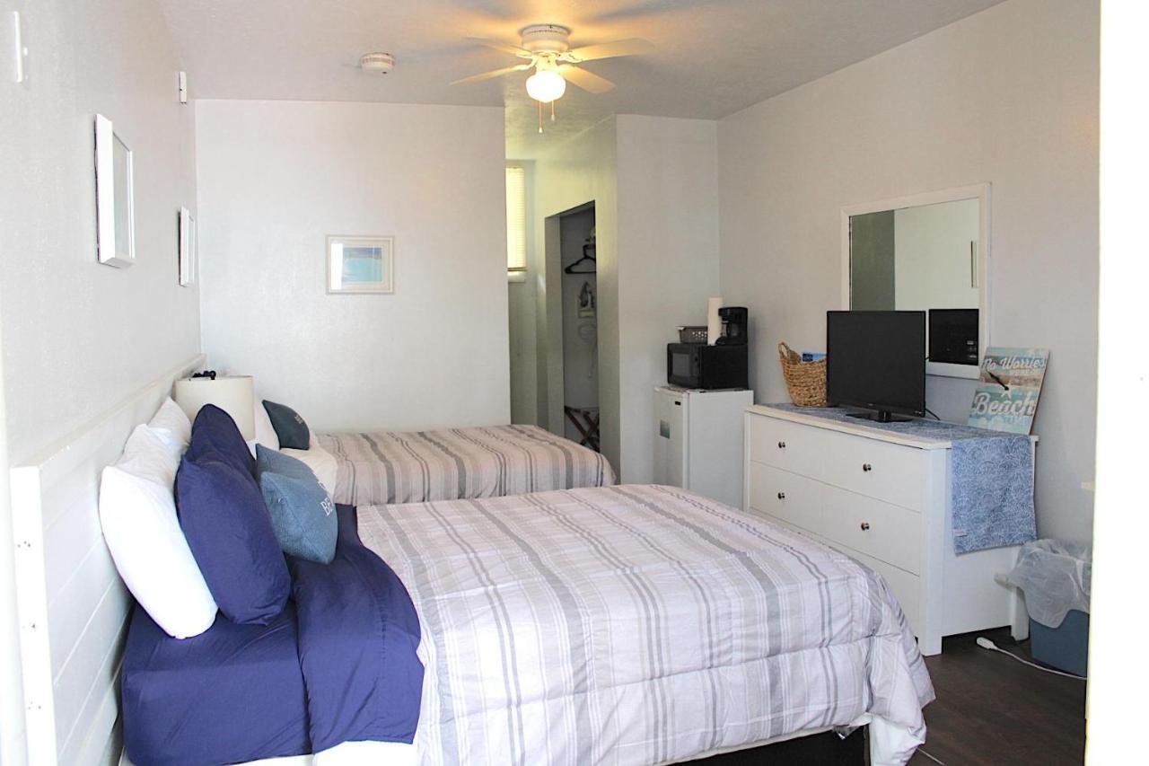 Hotel Coastal Waters Studio 111 - Pool Side Studio à New Smyrna Beach Extérieur photo
